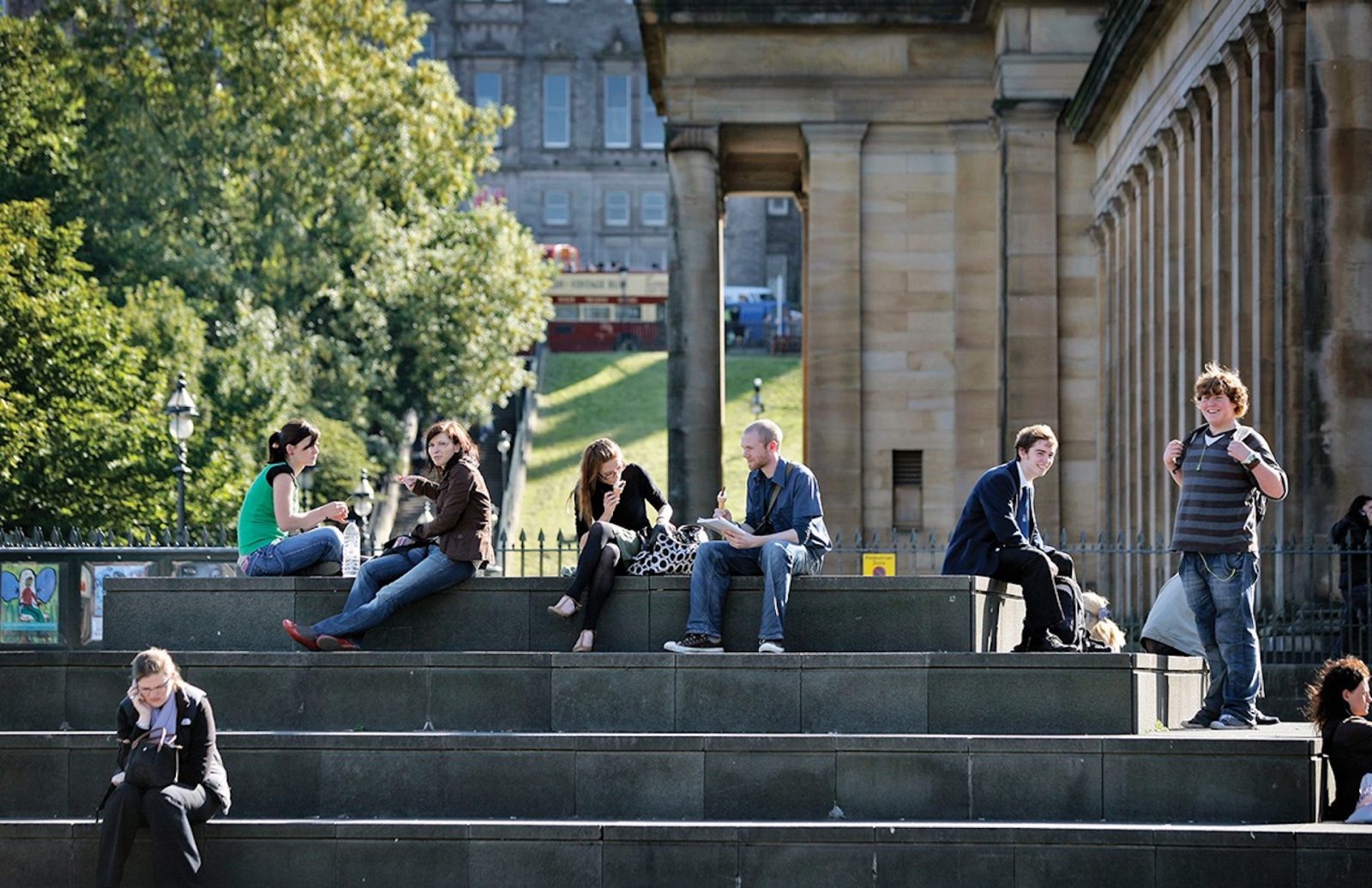 TOP 10 universidades para ingeniería informática en Reino Unido (2020)